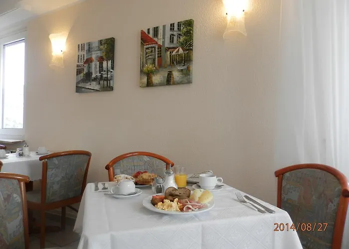 Bornheimer Hof 3*